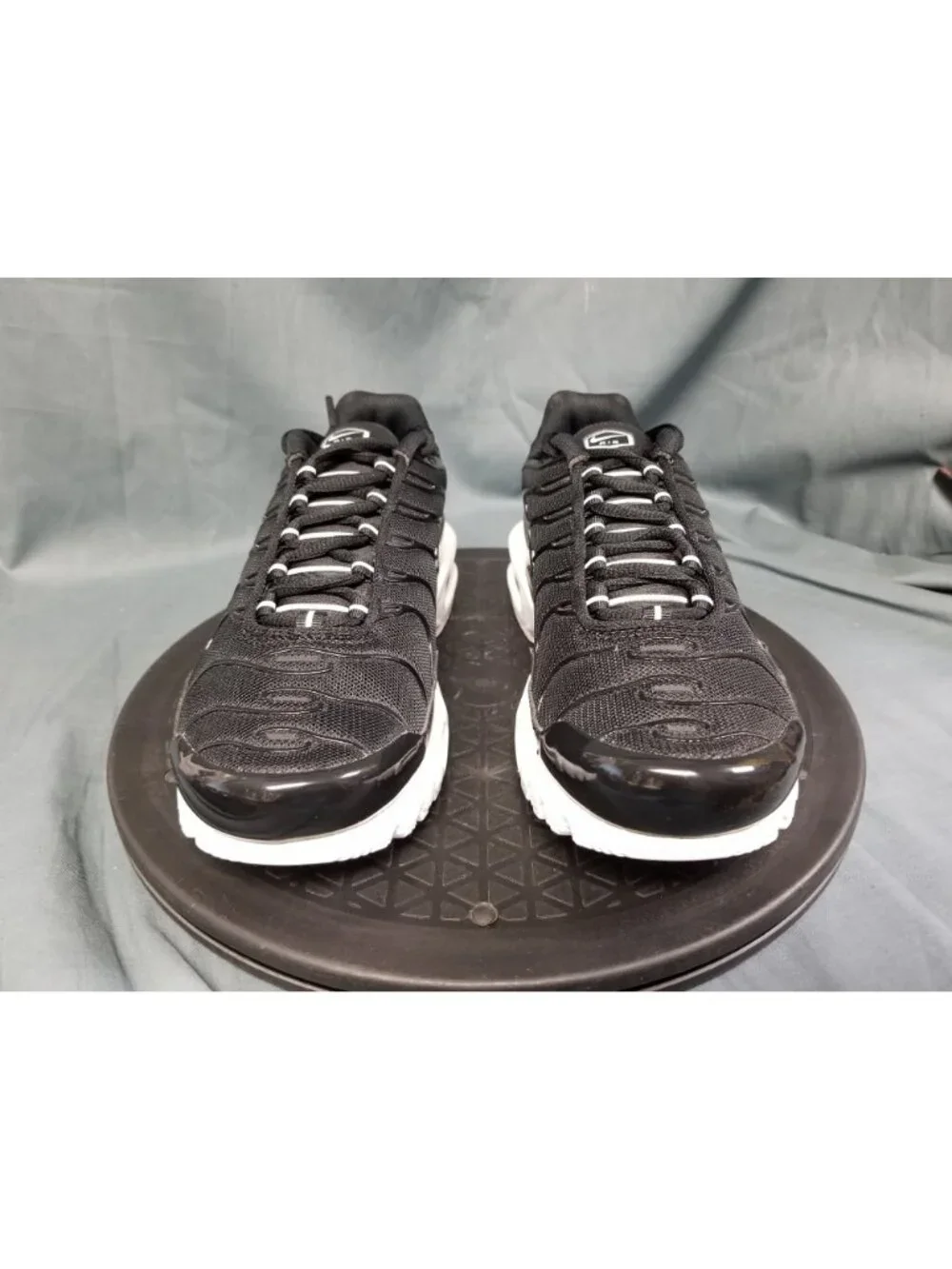 Nike Air Max Plus Black White Women's DM2362 001 Size 7.5 NEW NO BOX!
